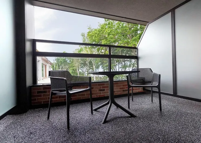 Blow Up Baltic アパートホテル トシェンサチ